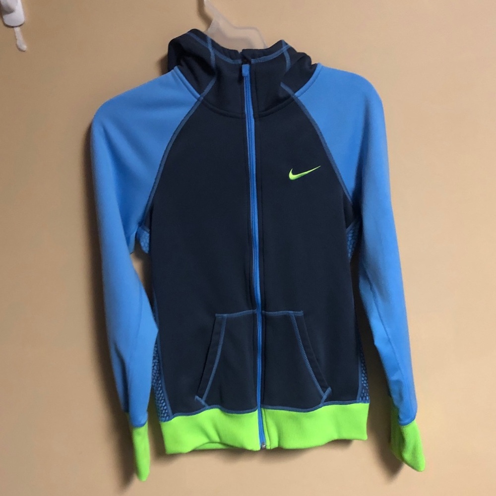 Women’s Nike Therma-Fit jacket